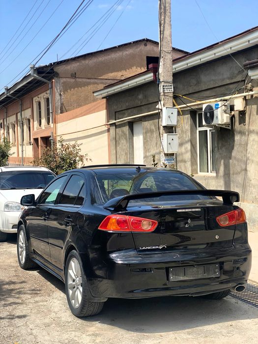 Mitsubishi Lancer X 2.0 CVT 2008