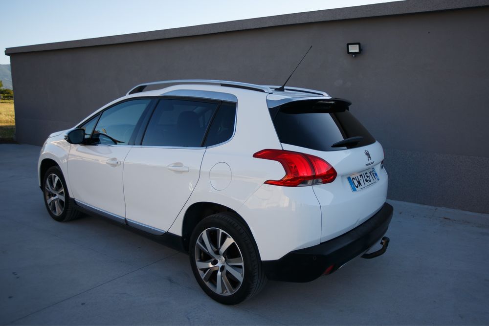 Peugeot 2008  1.6 allure
