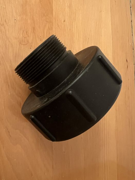 Адаптер за навоителен IBS резервоар муфа редукция