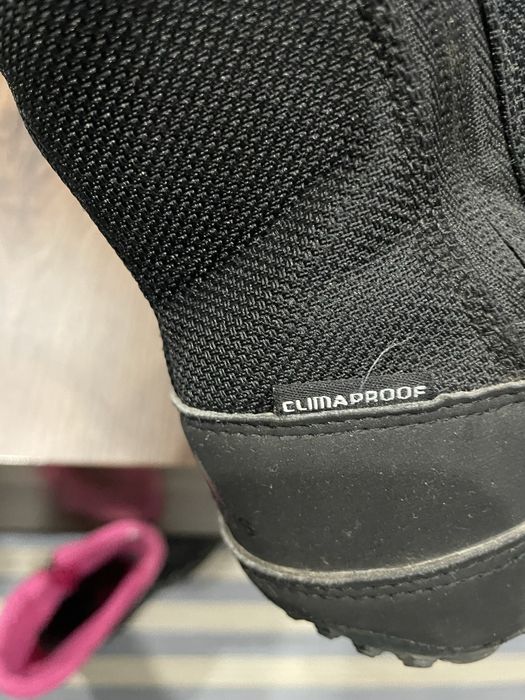 Ботуши adidas…….