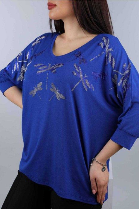 Дорогие женщины ! Имеются в наличии туники больших размеров!