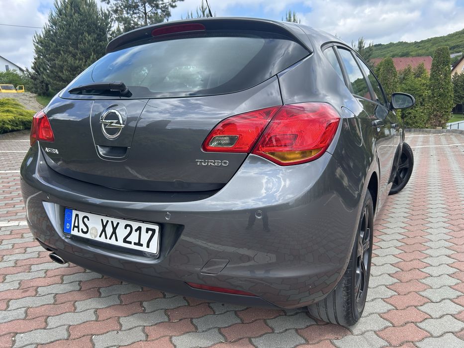 -Opel astra J Facelift-2011-1.4benzina-140cai-euro5-adusa din germania-