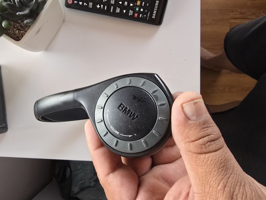 Слушалки за  BMW