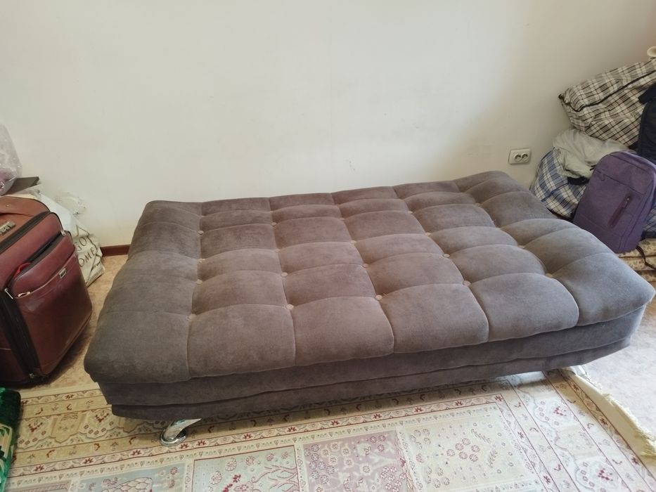 Диван мягкий велюр