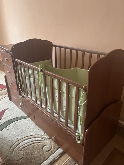 Детская кровать манеж