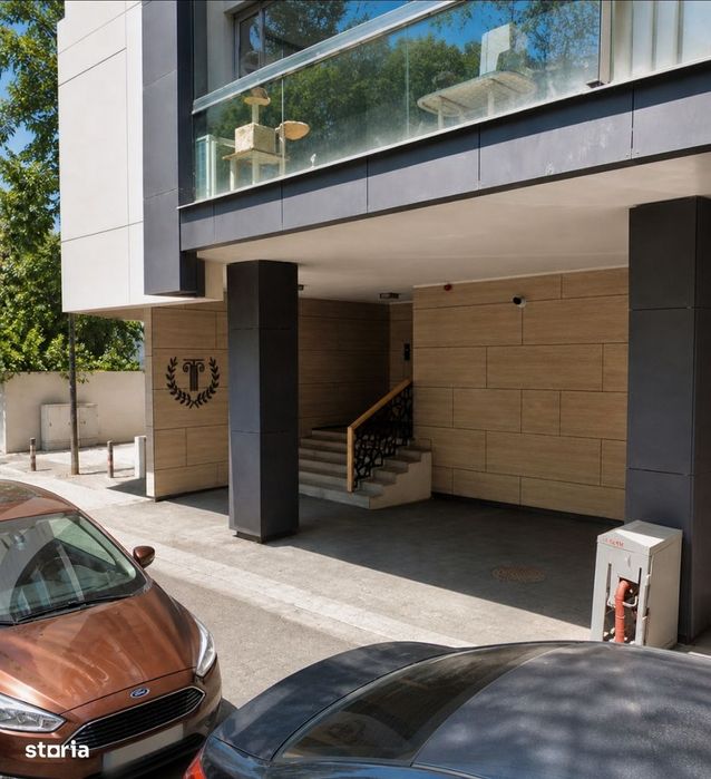 Apartamant Unirii Piata Constitutiei Plus Curte 150 mp — fotografia 1