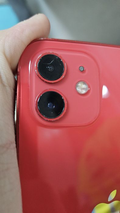 IPhone 12 Product Red