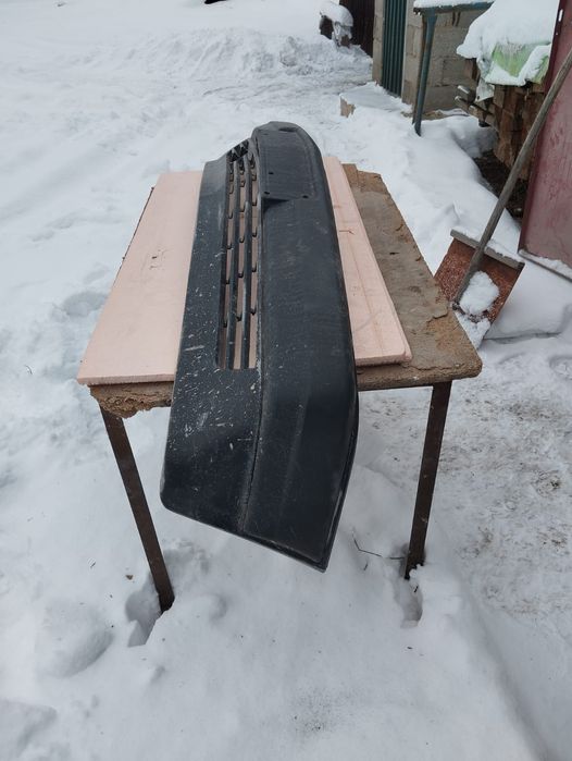 Продам бампера на мерседес