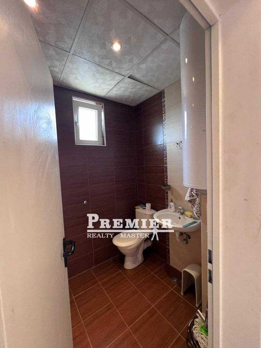 Продава се Двустаен апартамент в к.к. Слънчев бряг - 60 кв.м за 1150 €/кв.м - Снимка #3