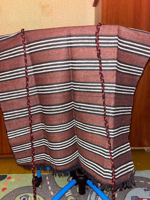 Стари ръчно тъкани престилки