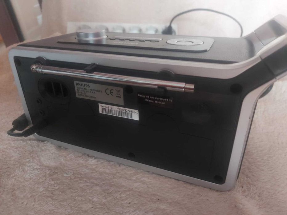 Philips AE5900/05 - DAB Clock Radio