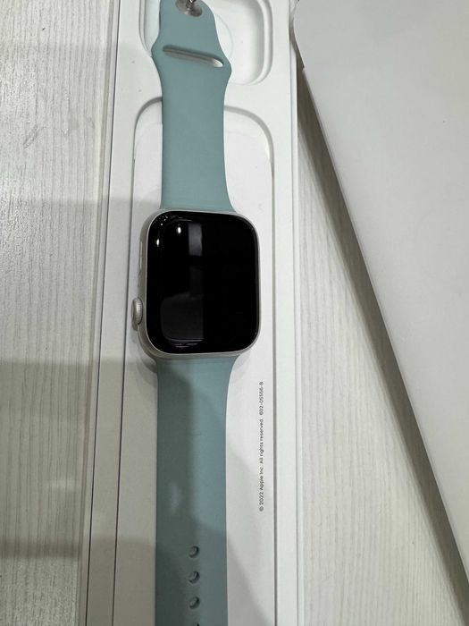Apple Watch Series 8 45mm + Cellular