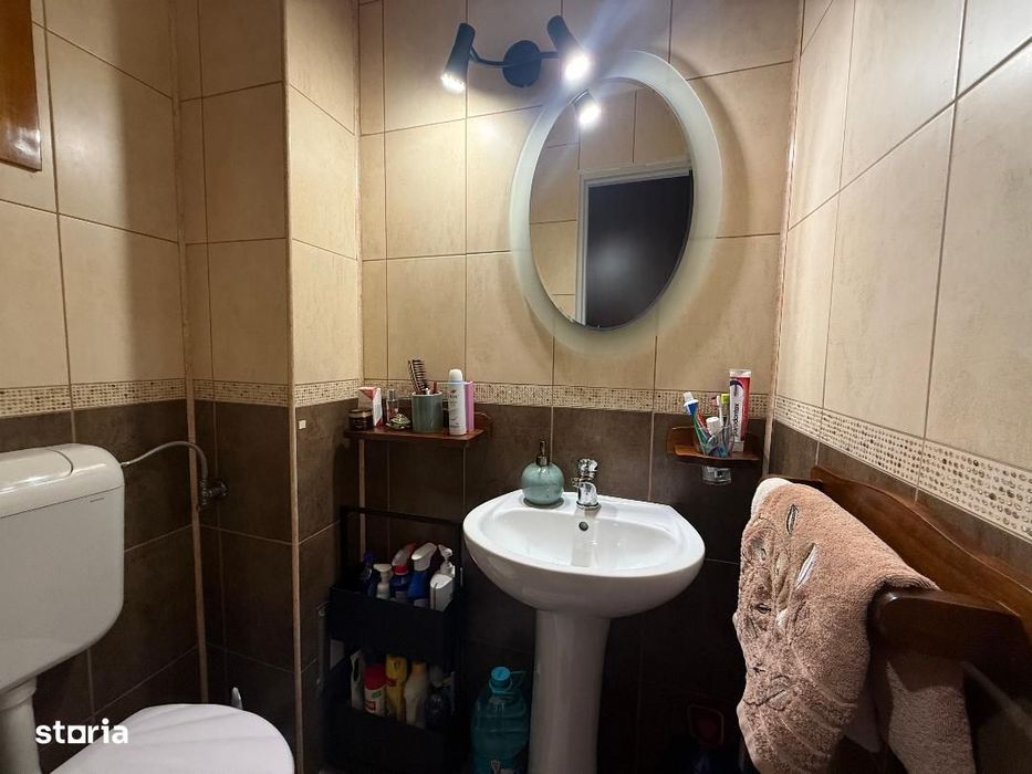 De vanzare Apartament 3 camere, zona Ampoi 3.