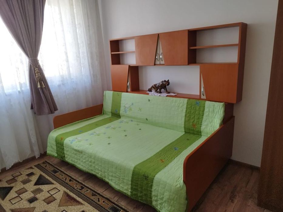 Inchiriez apartament