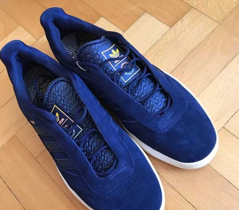 Оригинални спортни обувки  ADIDAS ORIGINALS PUIG    EU46