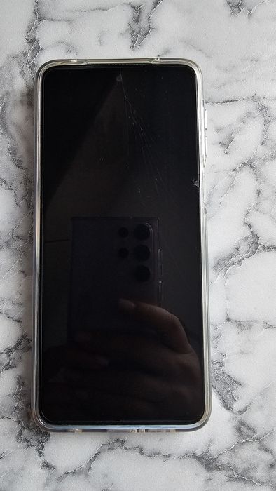 Продам смартфон Redmi note 9