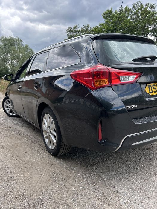 Toyota Auris 1.4 D-4D. 2014г. Тойота аурис комби 90кс.!!! На Части!!!