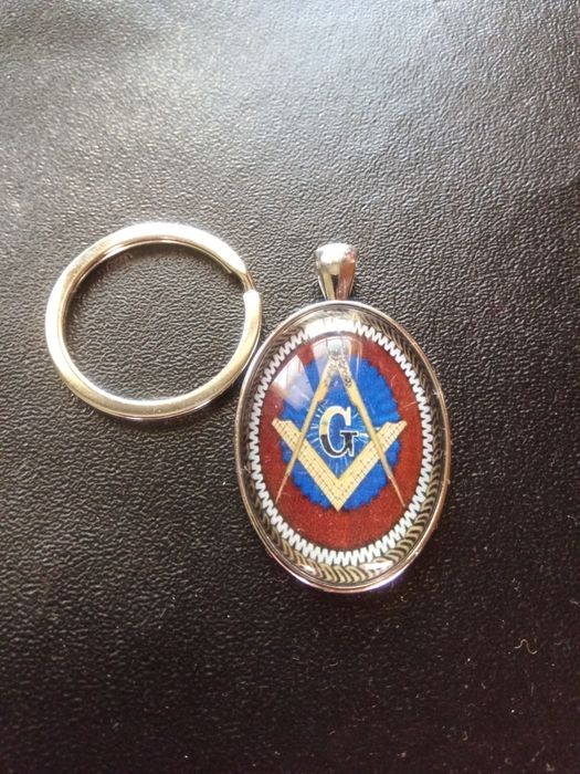Ключодържател с масонски символи