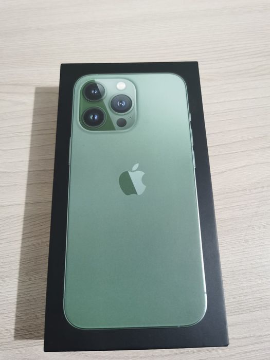 Продам Айфон 13 про 256 гб