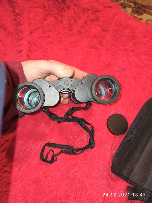 Бинокль новый продам
