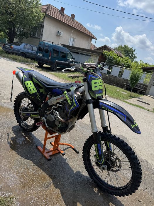 Продавам Kawazaki KX450F