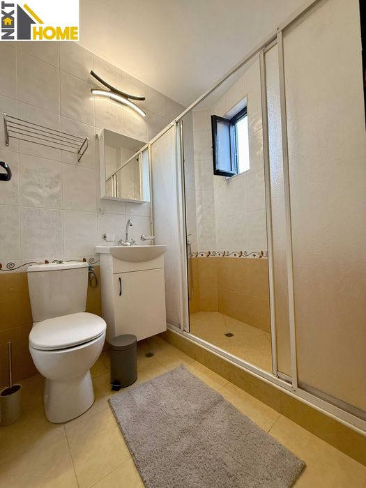 Самостоятелна градска къща, след извършен основен ремонт