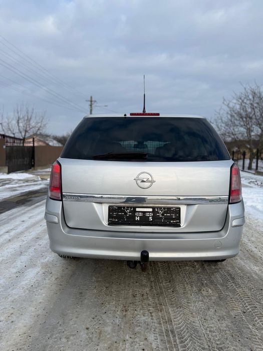 Vand Opel Astra H/2010
