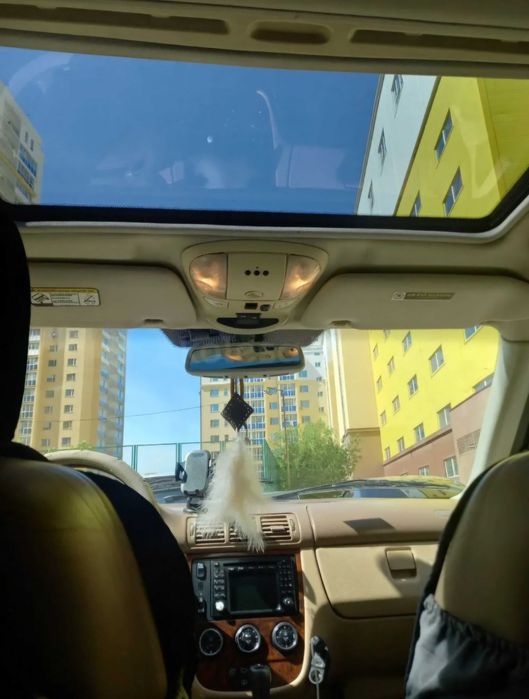 Мерседес-Бенц МЛ163 рест. 2002г.в