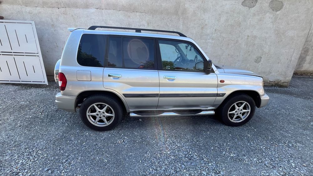 MITSUBISHI Pajero Pinin 2005