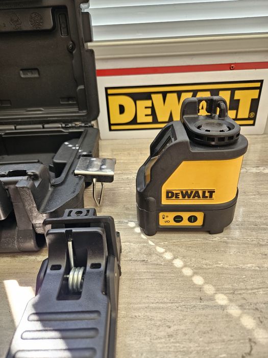 Dewalt Линеен Лазерен Нивелир DW088CG