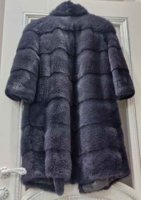 Продам норковую шубу