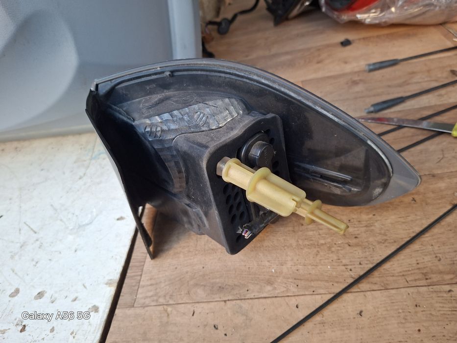 Оригиналени стопове ляв.десен Ford Galaxy