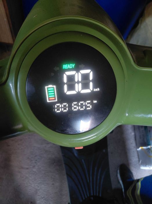 Scuter electric fara permis