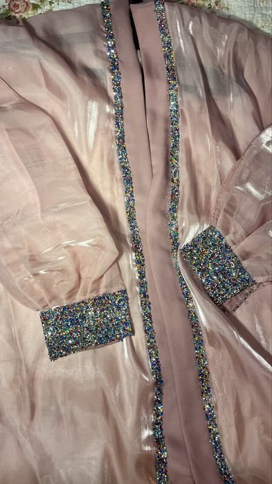 Продам Абайку, очень красивая