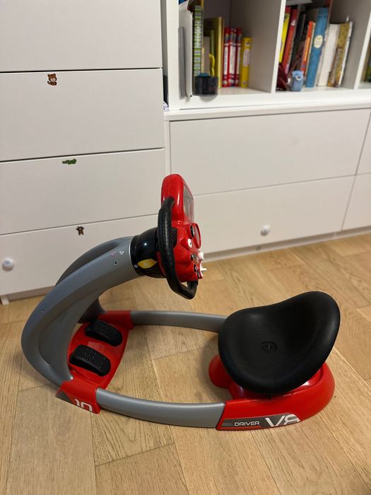 Симулатор Smoby V8, пилот