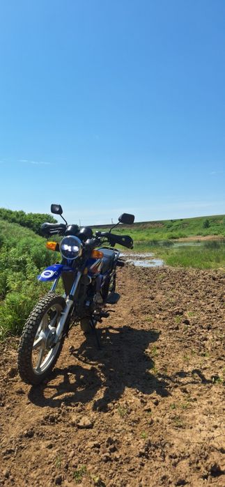 Продам мотоцикл YAQI 200