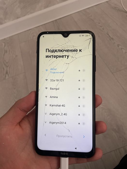 Продам  2  смартфон сотку телефона
