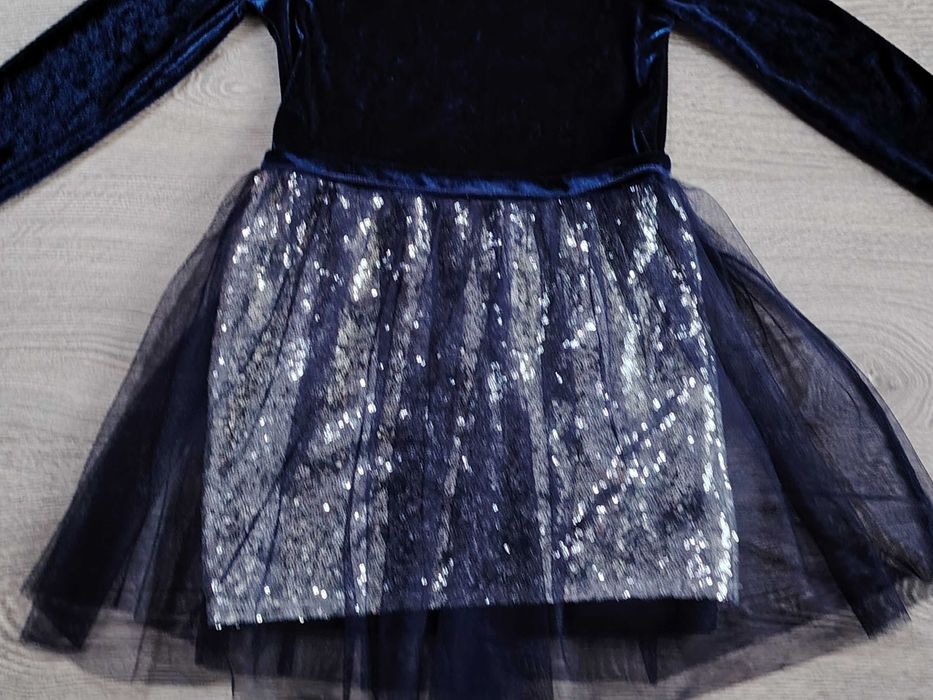 Rochița Waikiki, marime 116-122 cm, stare excelenta