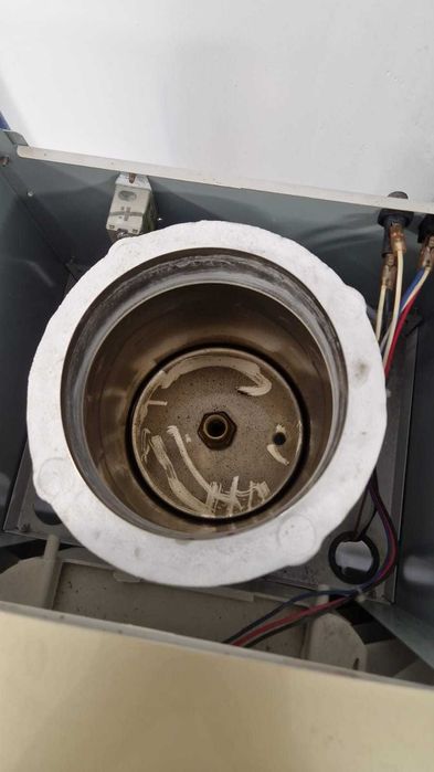 Igienizare Dozatoare de apă & Sterilizare cu Ozon