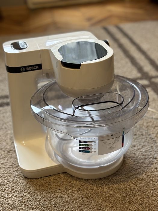 Кухненски робот BOSCH  MUM