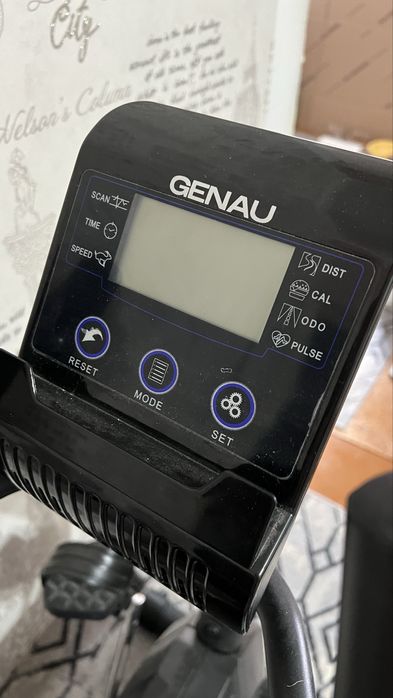 Велотренажёр Genau