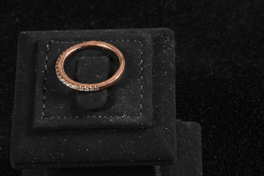 Златен Пръстен Халка 375 (9К) с 21 диаманта , Размер 53