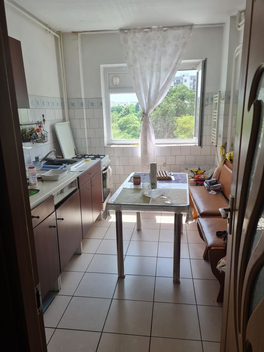 Apartament 4 camere