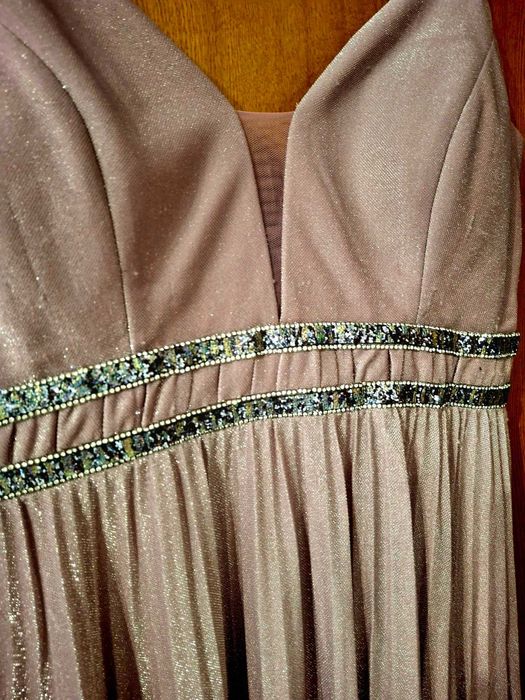 Рокля пепел от рози размер 34