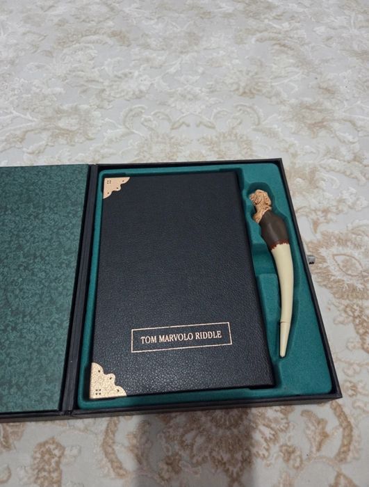 Agenda cu pix si masca Harry Potter