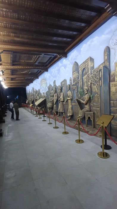 Haykal bareleyf monument rassom xizmati