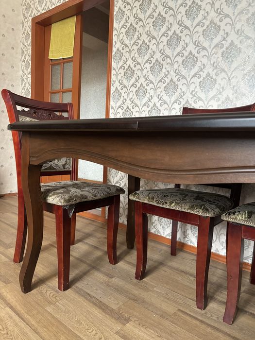 Стол натуральное дерево