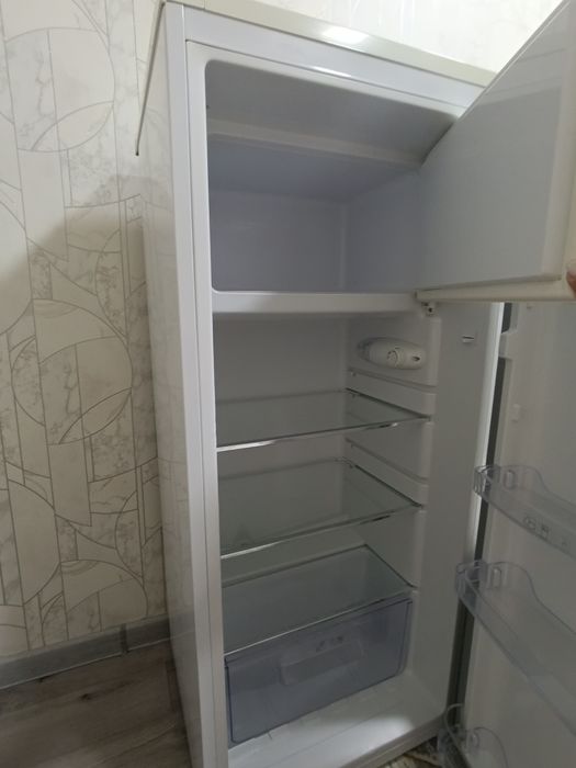 Продаётся холодильник artel в хорошем состоянии, работает отлично,б/у