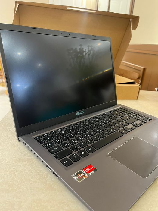 Asus vivobuk 15 D515D