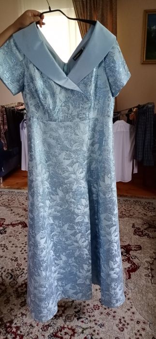 Продам платья италия